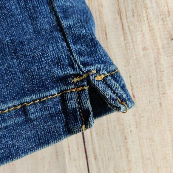 Vintage Levi's 515 high rise shorts sz 4 - Picture 11 of 14